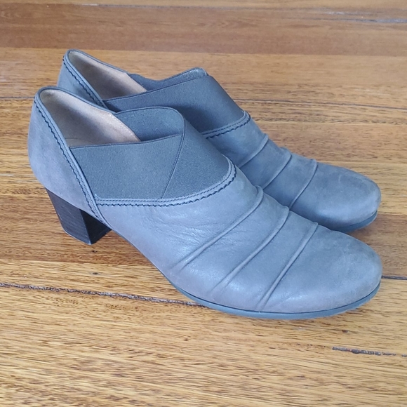 Gabor Booties - Picture 2 of 7